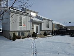 2033 CONCORDE STREET  Cornwall, ON K6H 6M3
