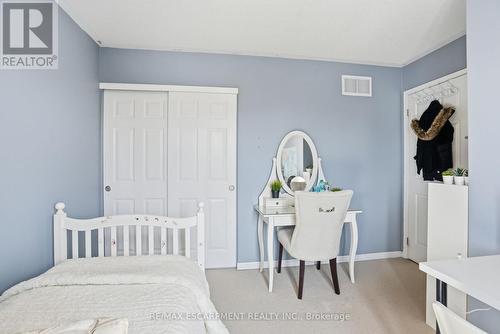 2505 Valleyridge Drive, Oakville, ON - Indoor Photo Showing Bedroom