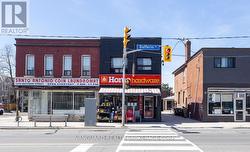 1212 DUFFERIN STREET  Toronto, ON M6H 4C1