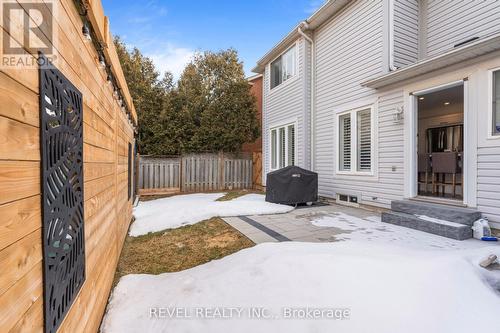 5609 Thorn Lane, Burlington, ON - Outdoor