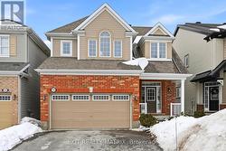 194 FLOWING CREEK CIRCLE  Ottawa, ON K2M 2R7