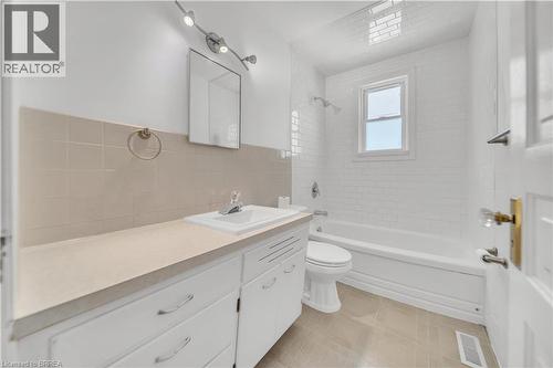 141 Samuel Street, Kitchener, ON - Indoor Photo Showing Bathroom