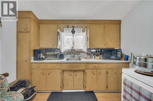 141 Samuel Street, Kitchener, ON - Indoor Photo Showing Kitchen