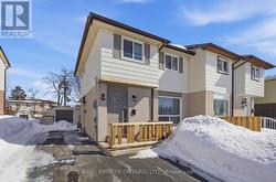 15 CHRISTIE CRESCENT  Barrie, ON L4N 4V2