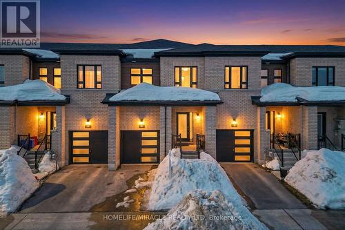 29 TURNBERRY LANE  Barrie, ON L9J 0M8