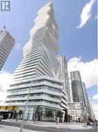 2908 - 3900 CONFEDERATION PARKWAY  Mississauga, ON L5B 0M3