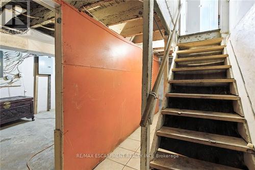 44 Holton Avenue N, Hamilton, ON - Indoor Photo Showing Other Room