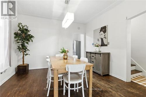44 Holton Avenue N, Hamilton, ON - Indoor Photo Showing Dining Room