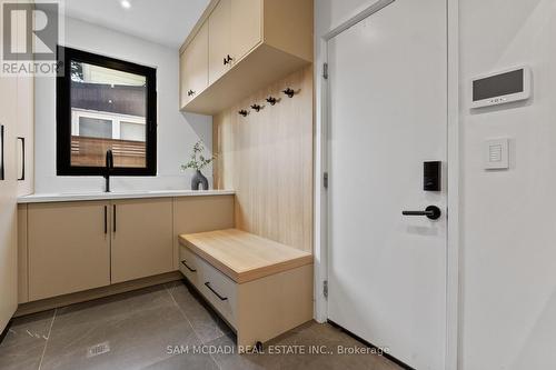 2186 Harcourt Crescent, Mississauga, ON - Indoor