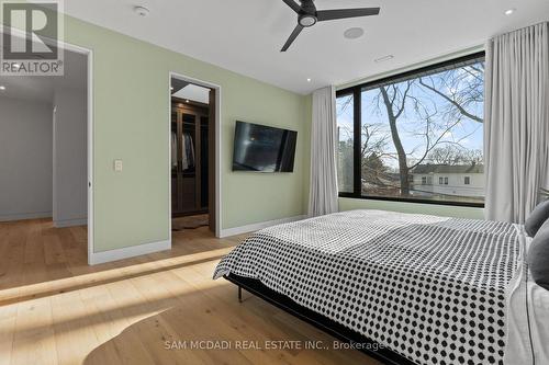 2186 Harcourt Crescent, Mississauga, ON - Indoor Photo Showing Bedroom