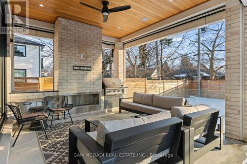 2186 Harcourt Crescent, Mississauga, ON - Outdoor With Deck Patio Veranda With Exterior