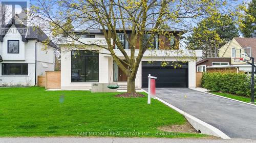 2186 Harcourt Crescent, Mississauga, ON - Outdoor With Facade