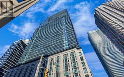 209 - 955 BAY STREET  Toronto, ON M5S 2A2