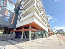 1001B - 8 ROUGE VALLEY DRIVE W Markham, ON L6G 0G8