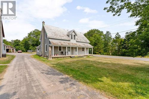 3698 CARP ROAD  Ottawa, ON K0A 1L0