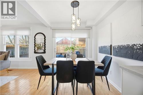 424 Jackson Street W, Hamilton, ON - Indoor Photo Showing Dining Room