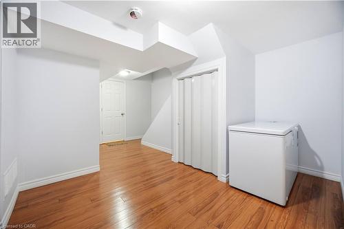 424 Jackson Street W, Hamilton, ON - Indoor Photo Showing Laundry Room