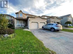 15 SURREY DRIVE  Barrie, ON L4M 0C5