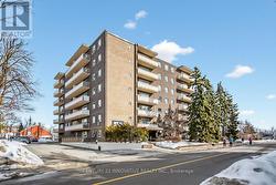 504 - 67 RICHMOND STREET  Richmond Hill, ON L4C 3Y3