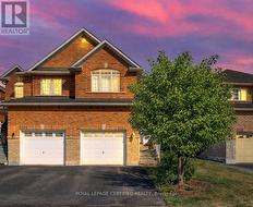 5333 HOLLYPOINT AVENUE  Mississauga, ON L5V 2L2