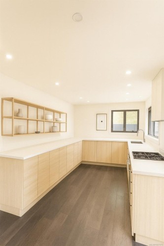 1304 Midden Rd, Comox, BC 