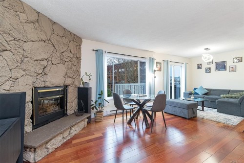 3026 Glen Lake Rd  Langford, BC V9B 4B4