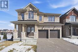 123 WOOLACOTT LANE  Clarington (Bowmanville), ON L1C 7H1
