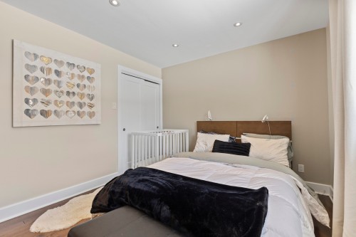 Chambre à coucher principale - 111 Av. D'Ivanhoe Crescent, Pointe-Claire, QC - Indoor Photo Showing Bedroom