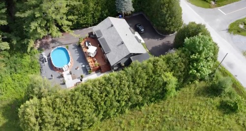 Photo aérienne - 773 Ch. Maurice, Bedford - Canton, QC - Outdoor With Above Ground Pool With View