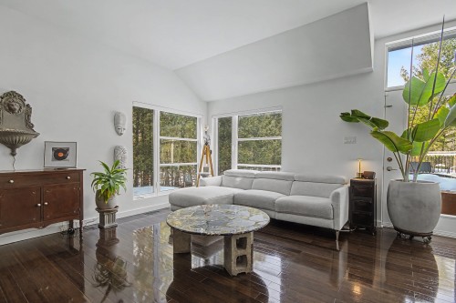 Salon - 773 Ch. Maurice, Bedford - Canton, QC - Indoor Photo Showing Living Room
