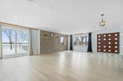 Salon - 