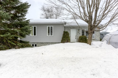 1940 Rue du Boisé  Trois-Rivières, QC G8Y 6S8
