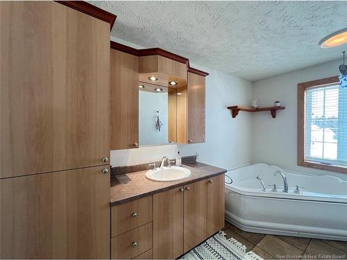 16 Des Érables Ave, Clair, NB 