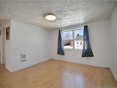 80 Whitney Ave, Moncton, NB 