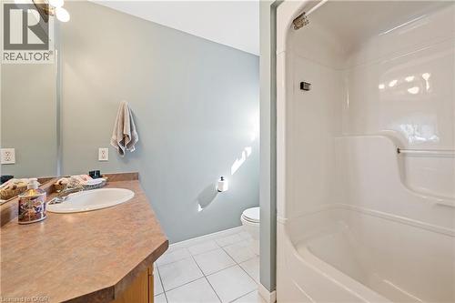 77 Morgan Drive, Caledonia, ON - Indoor Photo Showing Bathroom