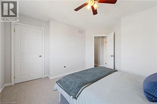 77 Morgan Drive, Caledonia, ON - Indoor Photo Showing Bedroom