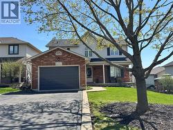 77 MORGAN Drive  Caledonia, ON N3W 2L6