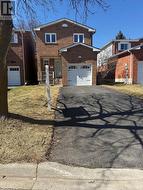 16 FERRI CRESCENT Brampton, ON L6Z 1R9