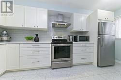 74 - 80 LYNDEN CIRCLE Halton Hills, ON L7G 4Y8