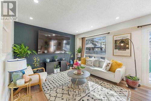 45 FANSHAWE DRIVE  Brampton, ON L6Z 1A7