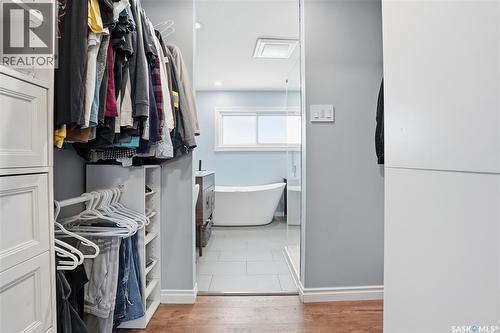 39 Cantlon Crescent, Saskatoon, SK - Indoor With Storage