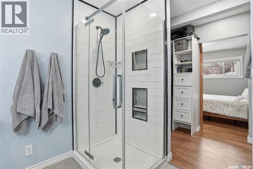 39 Cantlon Crescent, Saskatoon, SK - Indoor Photo Showing Bathroom