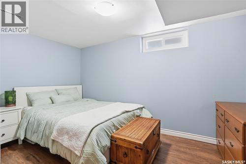 39 Cantlon Crescent, Saskatoon, SK - Indoor Photo Showing Bedroom