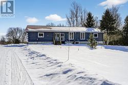 323 COUNTY RD 5 ROAD  Front Of Yonge, ON K0E 1R0