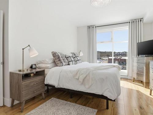 305 220 Waterfront Drive, Bedford, NS 