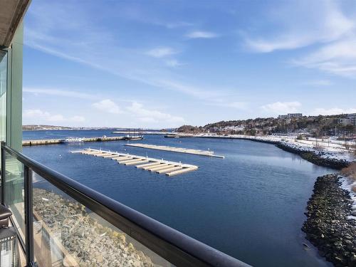 305 220 Waterfront Drive, Bedford, NS 