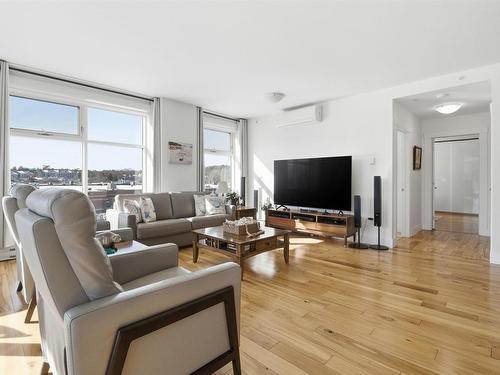 305 220 Waterfront Drive, Bedford, NS 