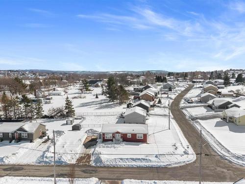 18 Parkview Drive, New Glasgow, NS 