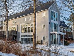 15 Shipyard Road  Bedford, NS B4A 2G2