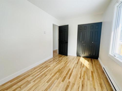 39 Rogers Avenue, Amherst, NS 